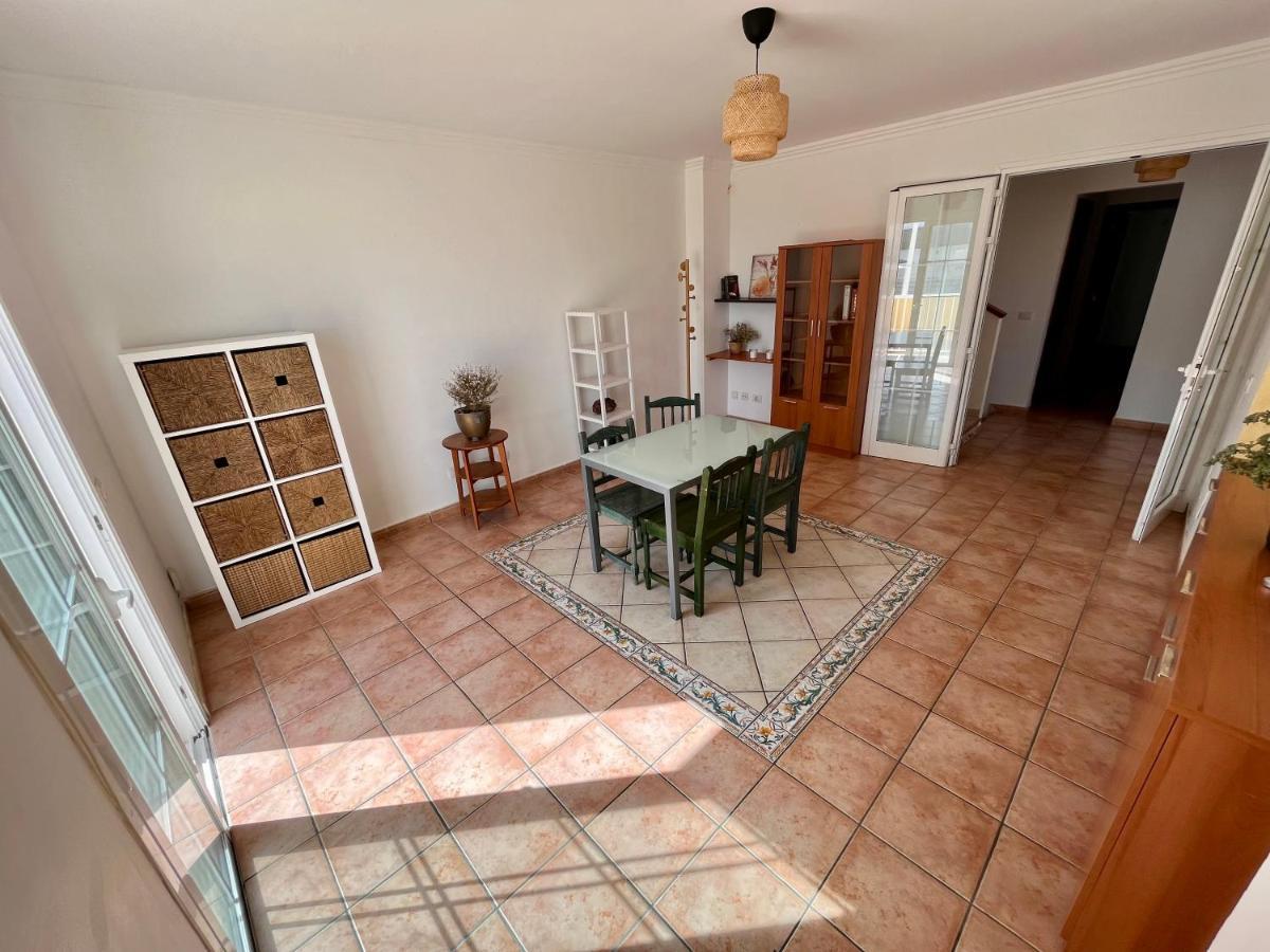 Integral 5 Coliving Bed & Breakfast El Medano  Exterior photo