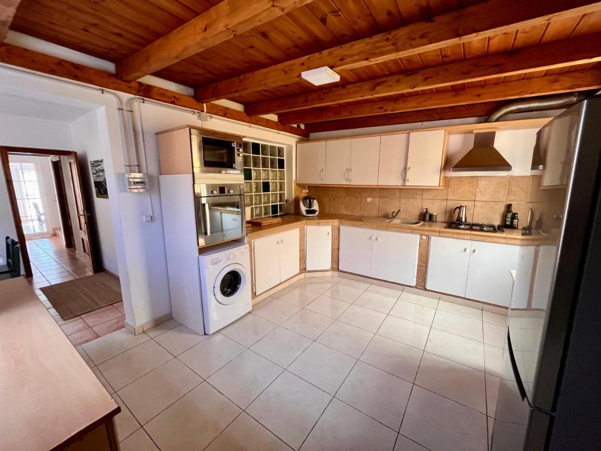 Integral 5 Coliving Bed & Breakfast El Medano  Exterior photo